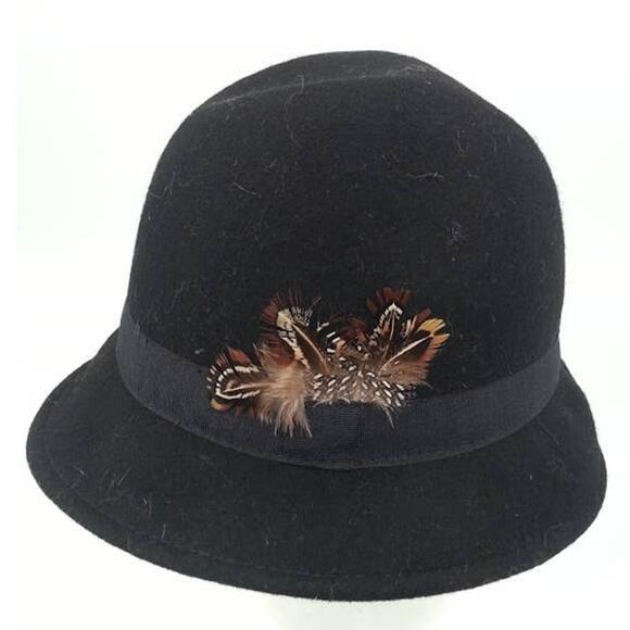 Vintage Wool Black Brown wool cloche Hat Women's 30's style Pheasant Feathers - Picture 1 of 6